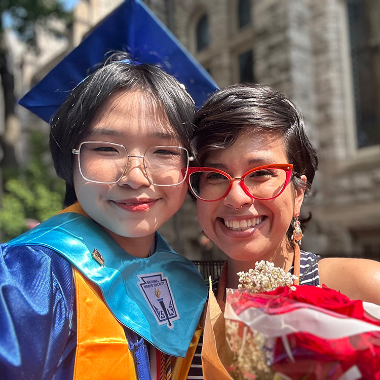 PHI_Muffy_Student_Graduation_SQ