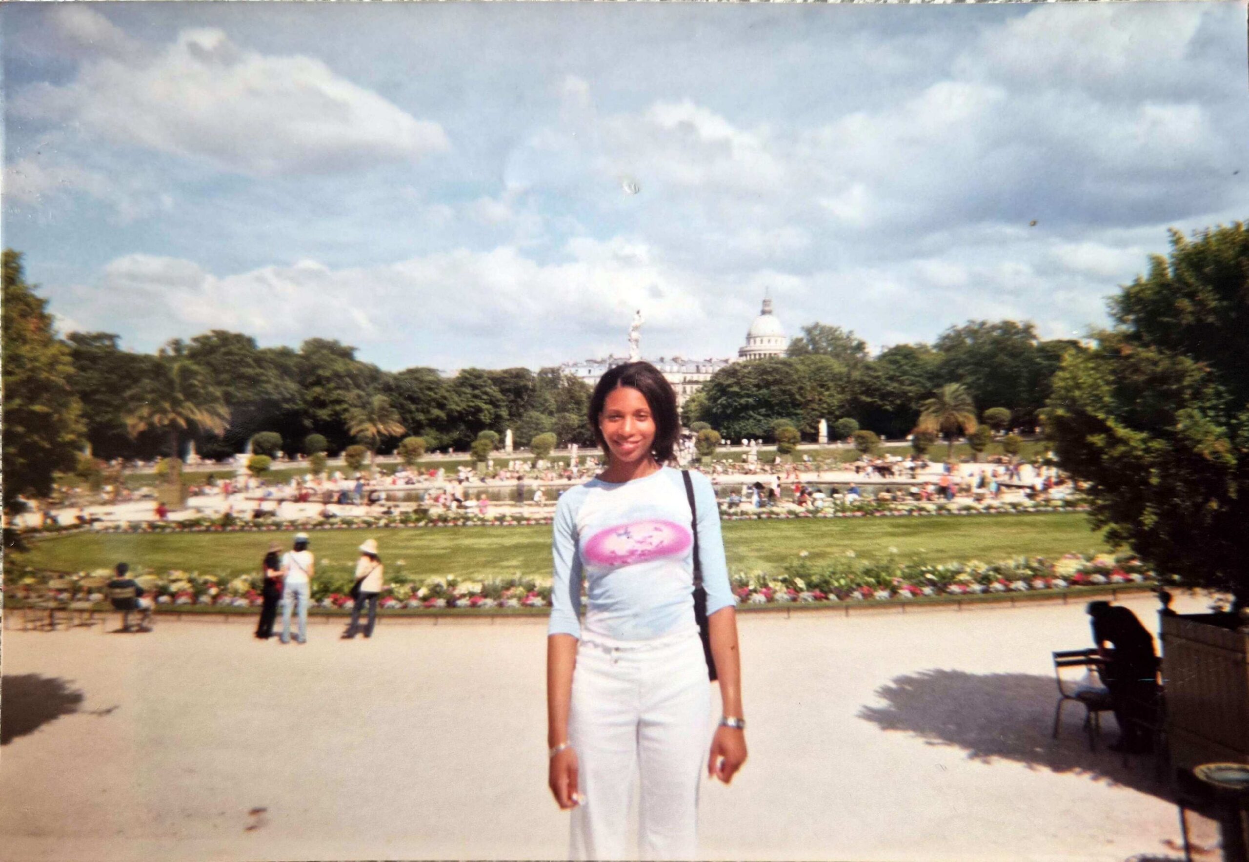 Summer Search Boston Alumna Kristine in Paris